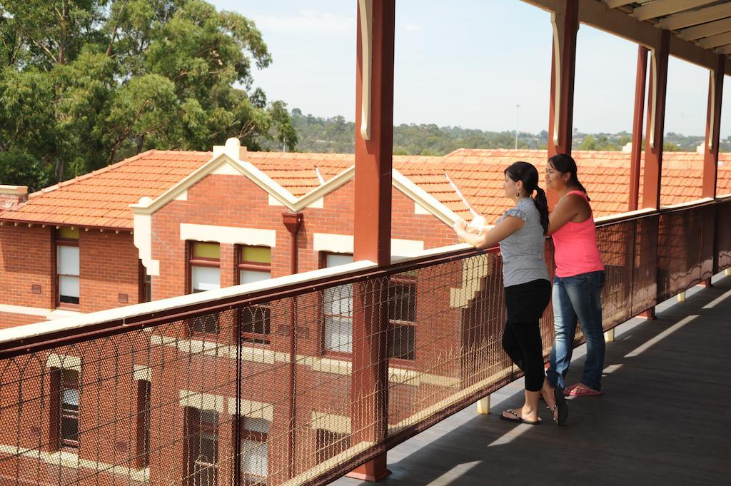 Yarra House Vandrerhjem Melbourne Eksteriør bilde